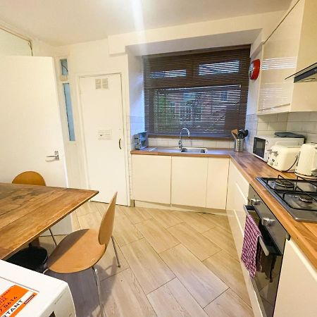 Flat 4, Kingsbury House Villa London Exterior photo