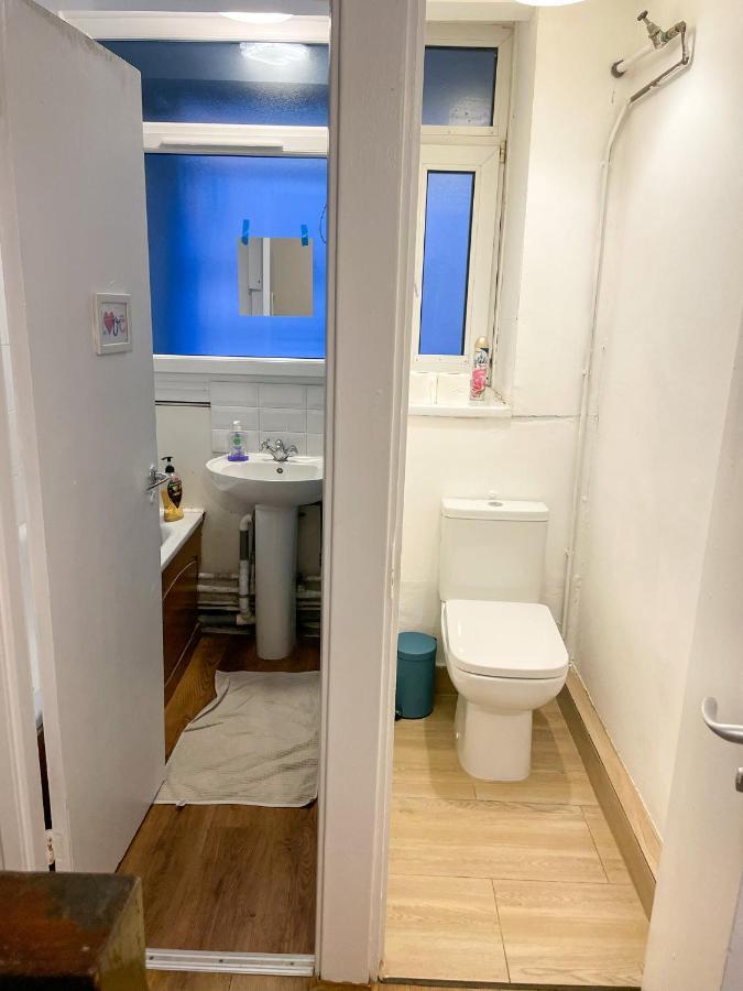 Flat 4, Kingsbury House Villa London Exterior photo